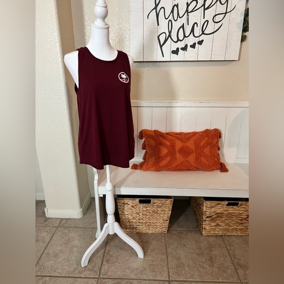 Old Navy Tops - NWOT - Old Navy Active Balance Tank Top